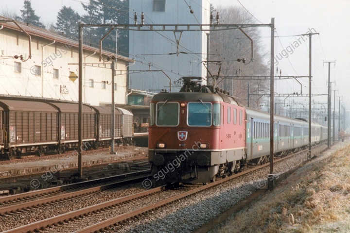 SBB Re 4/4 II 11237