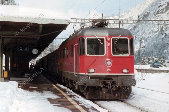 SBB Re 6/6 11607