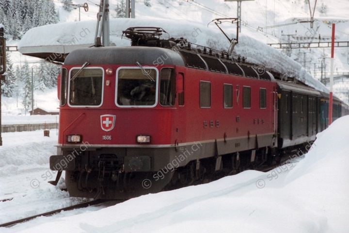 SBB Re 6/6 11606