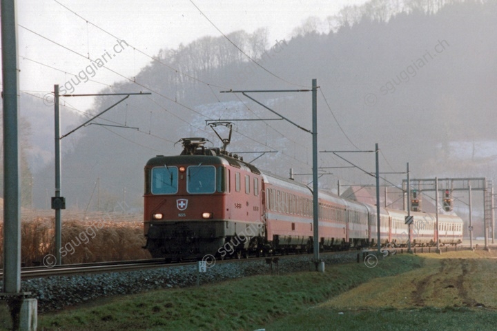 SBB Re 4/4 II 11225