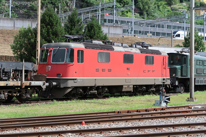 SBB Re 4/4 II 11182