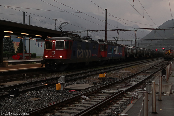 SBB Re 420 270-1 e Re 620 088-5 'Linthal' (Xrail)