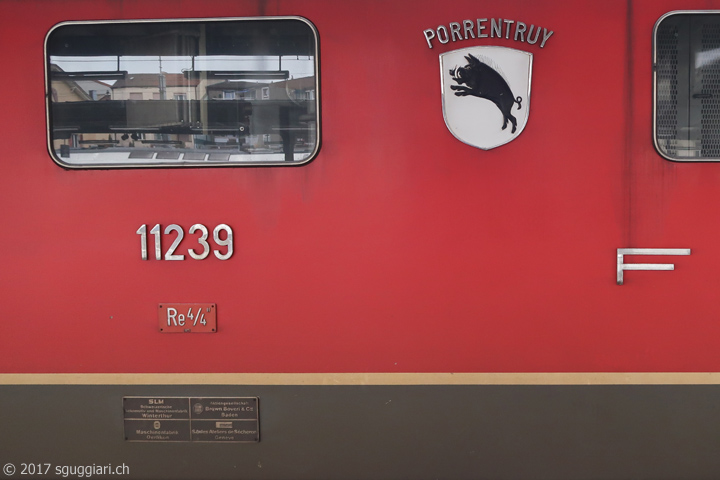 FFS Re 4/4 II 11239 'Porrentruy'