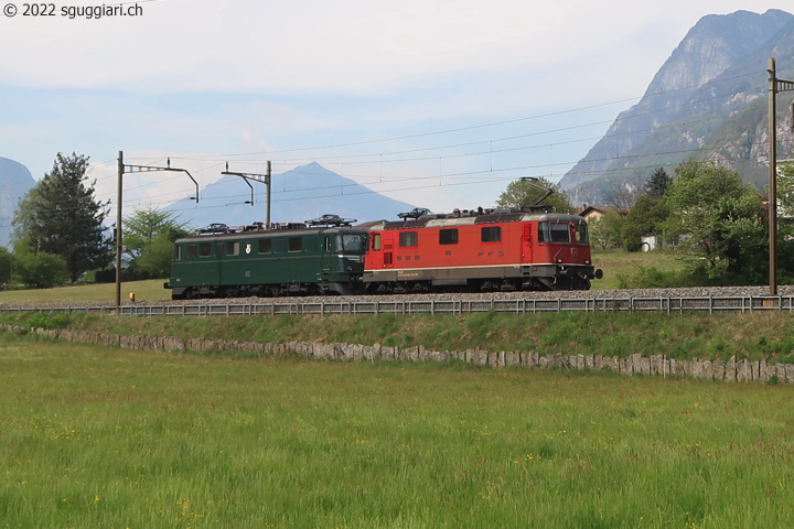 SBB Ae 6/6 11421 'Graubnden / Grischun' e Re 4/4 II 11156