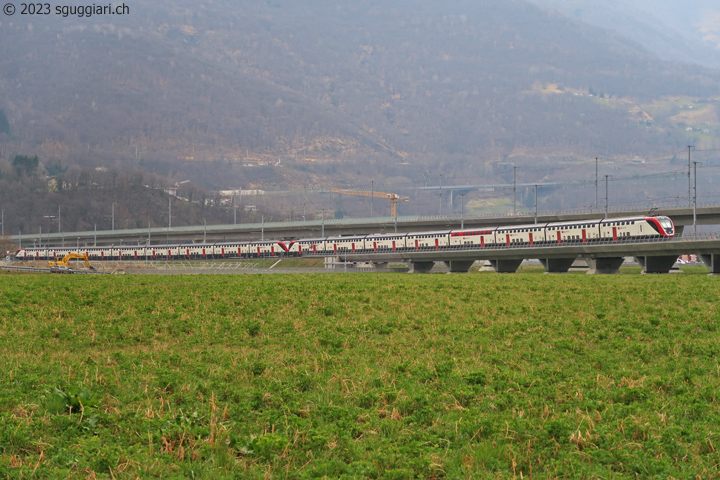 SBB RABe 502 217 'Twindexx' (IR200) e RABDe 502 007 'Twindexx' (IC200)