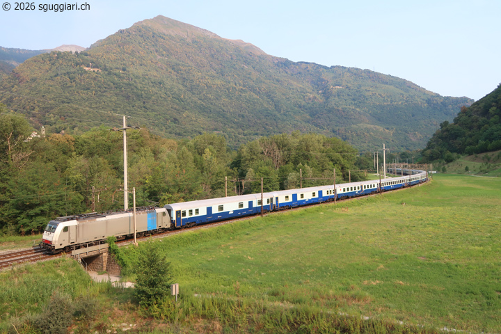 TR Trans Rail (Railpool) BR 186 497-4 con carrozze TTI (Treni Turistici Italiani)