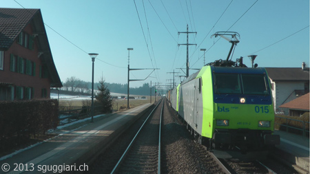 Vista dalla cabina - BLS Re 485