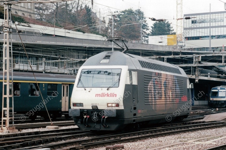 SBB Re 460 017-7 'Mrklin Heizerlok'