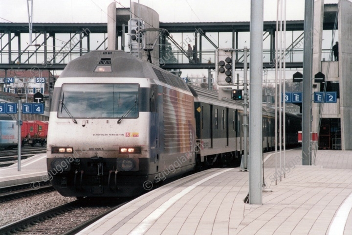 SBB Re 460 056-5 'SF DRS'