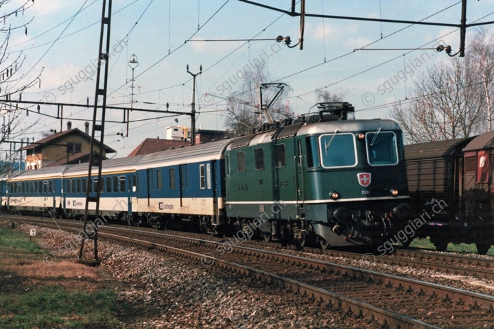 SBB Re 4/4 II 11207