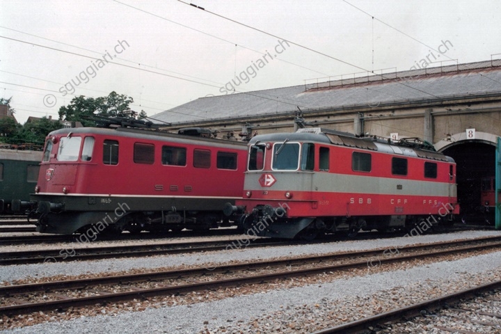 FFS Ae 6/6 11519 'Giubiasco' e Re 4/4 II 11133