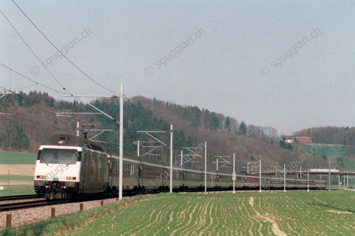 SBB Re 460 032-6 'SF DRS'