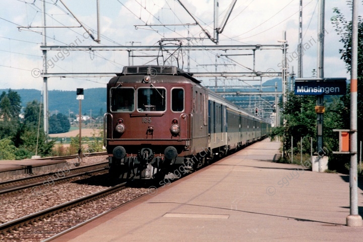 BLS Re 4/4 165