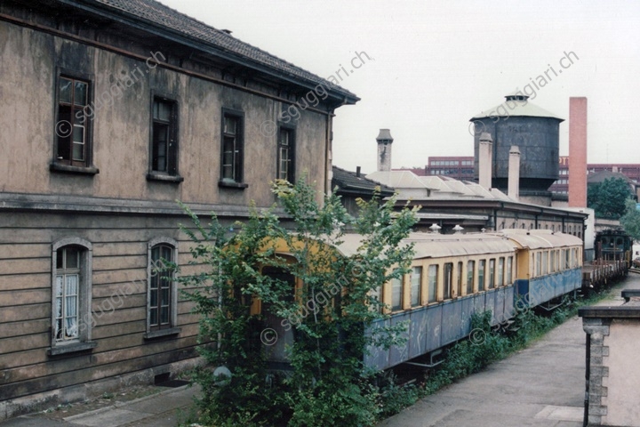 Carrozza / Wagen