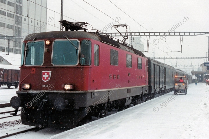 SBB Re 4/4 II 11193