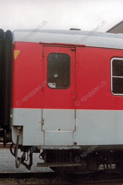FFS WR 50 85 88-33 503-6 (Leichtstahlwagen)