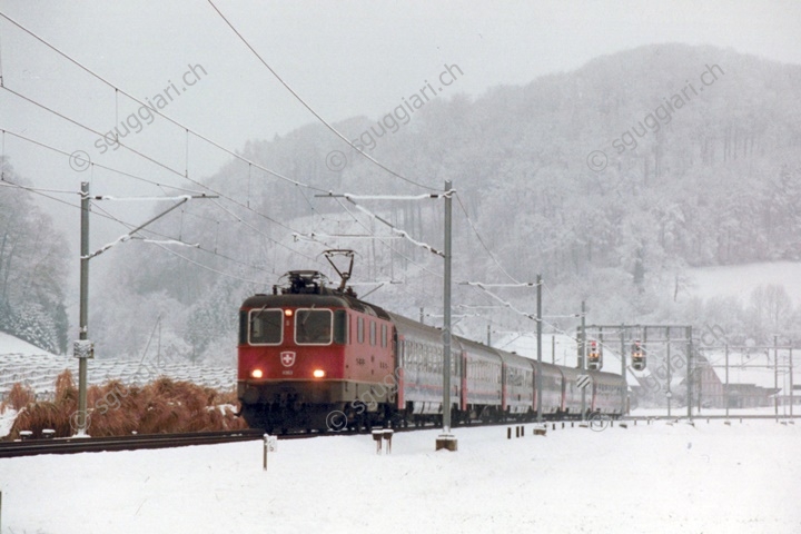 SBB Re 4/4 II 11303