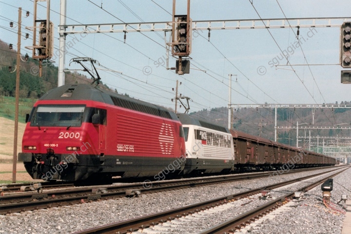 SBB Re 460 005-2 e Re 460 014-4 'HCB'