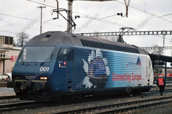 BLS Re 465 001-6 'Connecting Europe' e Re 465 003-2