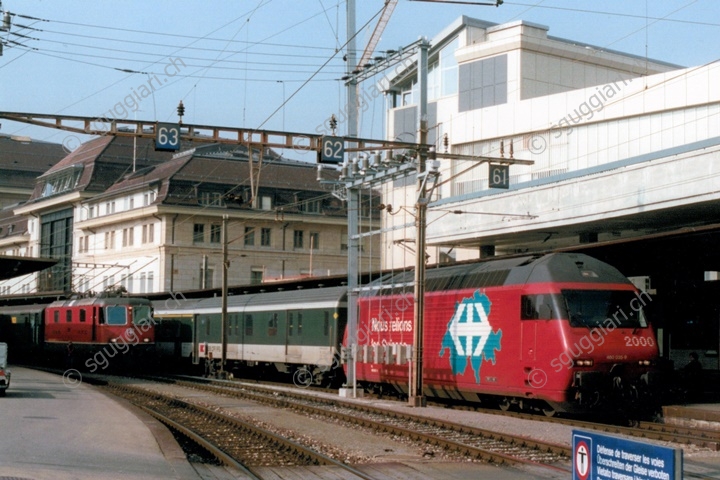 SBB Re 460 035-9 'Nous relions les Suisses'