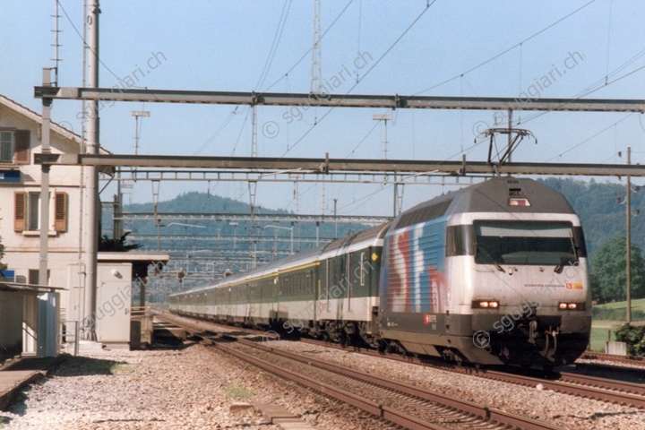 SBB Re 460 056-5 'SF DRS'