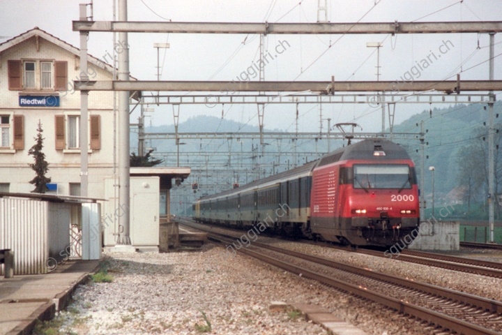 SBB Re 460 106-4