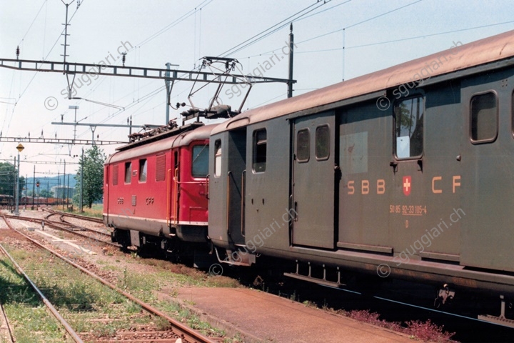 SBB Re 4/4 I 10036 e D 50 85 92-33 105-4