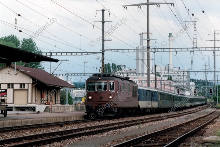 BLS Re 4/4 185