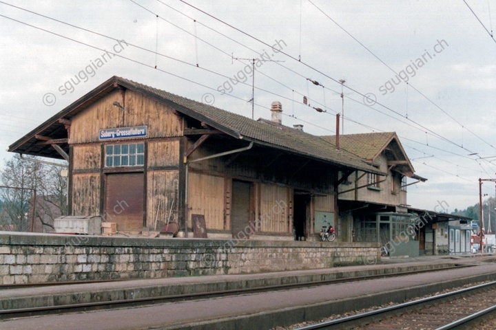 Stazione / Bahnhof Suberg-Grossaffoltern