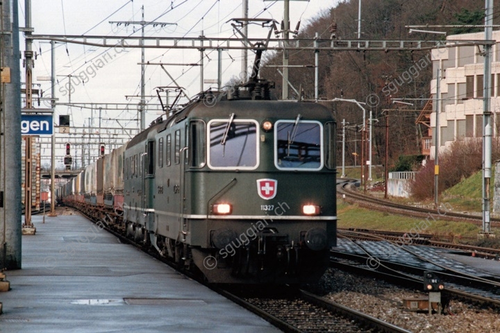 SBB Re 4/4 II 11327