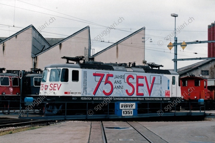 SBB Re 4/4 II 11238 'SEV'