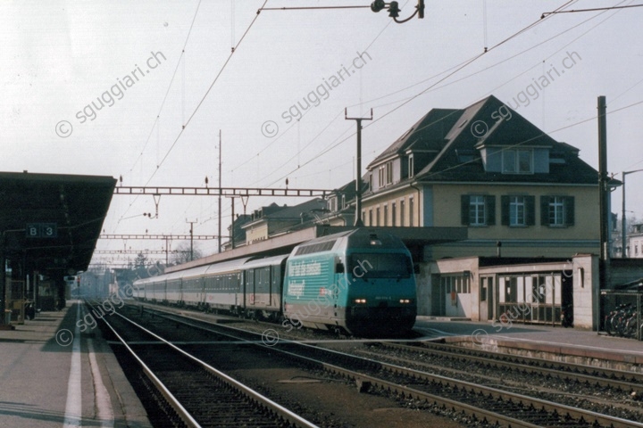 SBB Re 460 074-8 'Chi rimorchia'