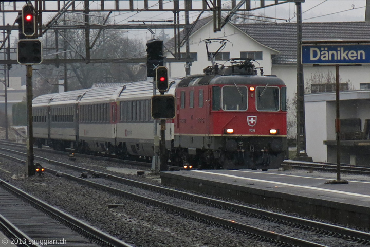 SBB Re 4/4 II 11215