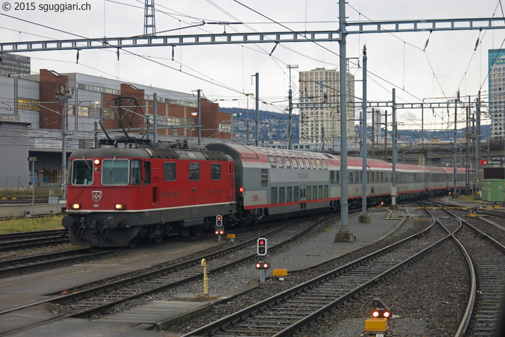 SBB Re 4/4 II 11132