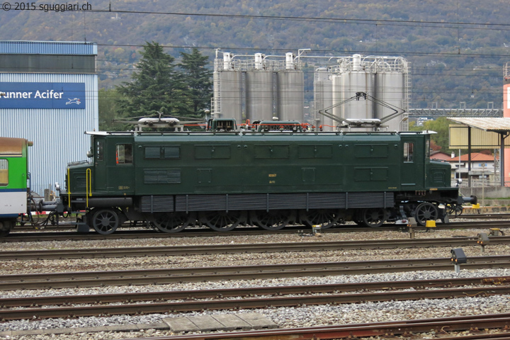 SBB Ae 4/7 10987 (Swisstrain / Verbano Express)