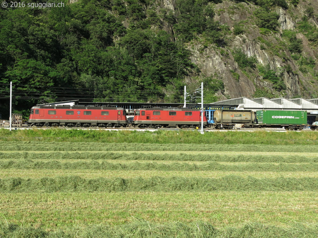 FFS Re 4/4 II 11341 e Re 6/6 11671 'Othmarsingen'