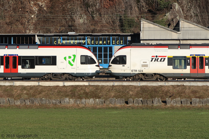 TILO RABe 524 108 e SBB RABe 521 016 'Sissach'