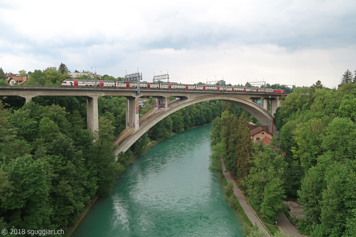 SBB Re 460 con IC2000