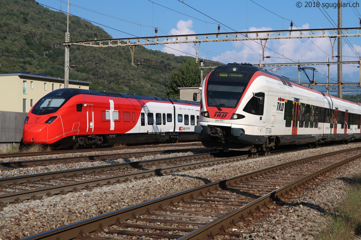 SBB RABe 501 004 e TILO RABe 524 107