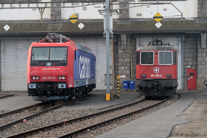 SBB Re 482 027-0 e Re 421 384-9