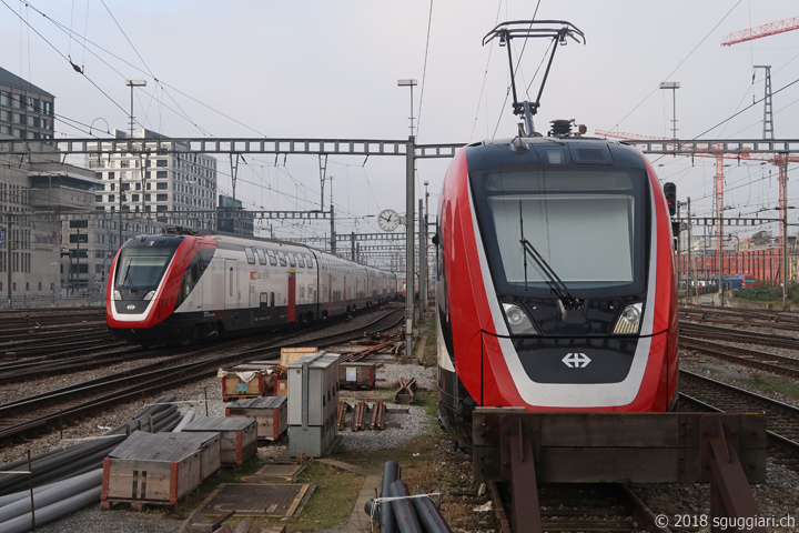 SBB RABe 502 404 'Twindexx' (IR100) e RABDe 502 006 'Twindexx' (IC200)