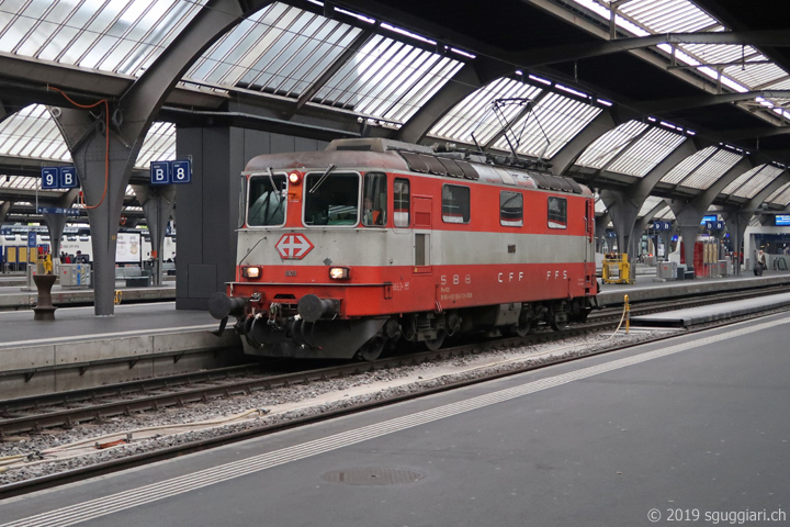 SBB Re 4/4 II 11108 'Swiss Express'