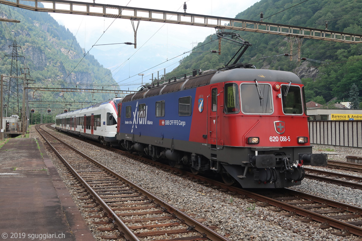 SBB Re 620 088-5 'Linthal' (Xrail) con RABe 523 005