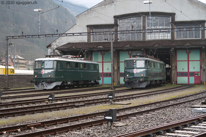 SBB Ae 6/6 11402 'Uri' e 11411 'Zug'