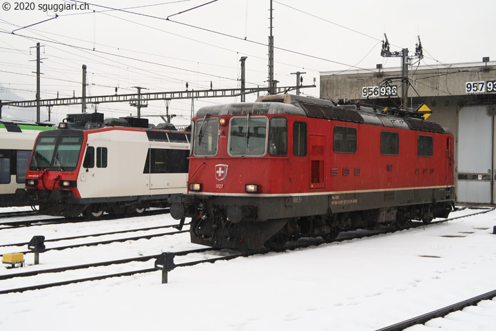 TILO RABe 524 012, SBB RBDe 560 'Domino' e Re 4/4 II 11127