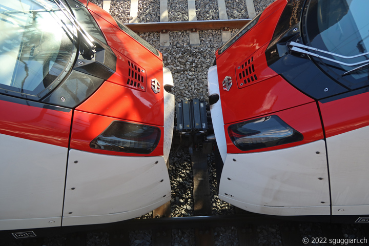 SBB RABe 501 015 'St. Gallen' e RABe 501 013