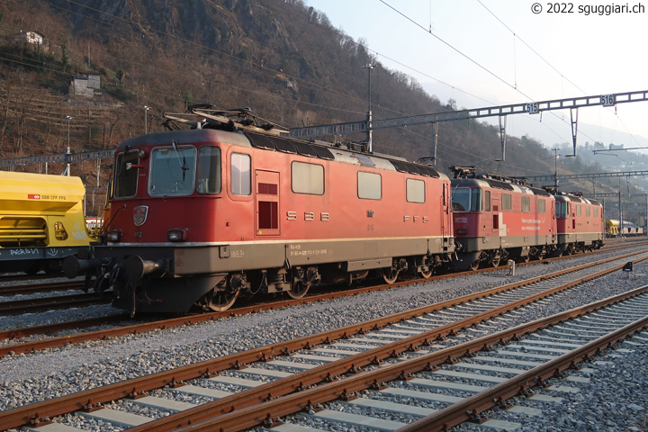 SBB Re 4/4 II 11112