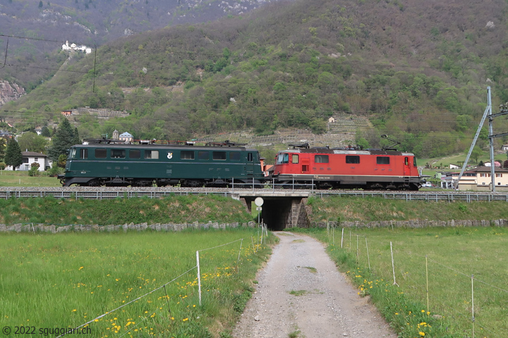 SBB Ae 6/6 11421 'Graubnden / Grischun' e Re 4/4 II 11156