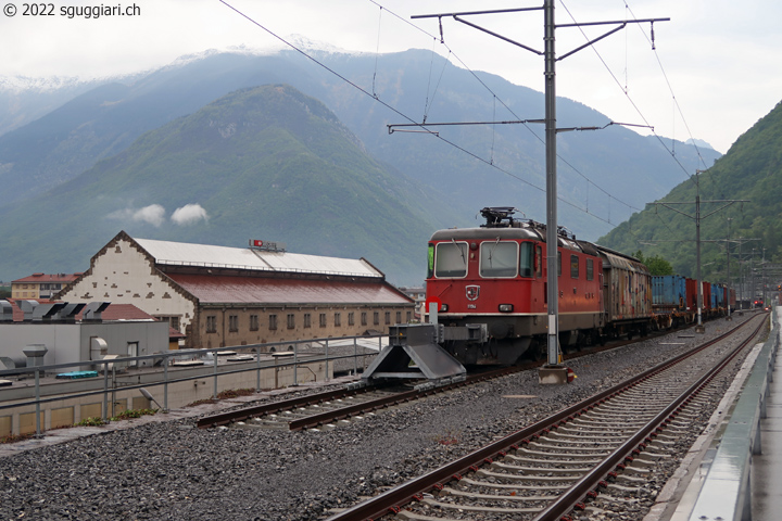 SBB Re 4/4 II 11196