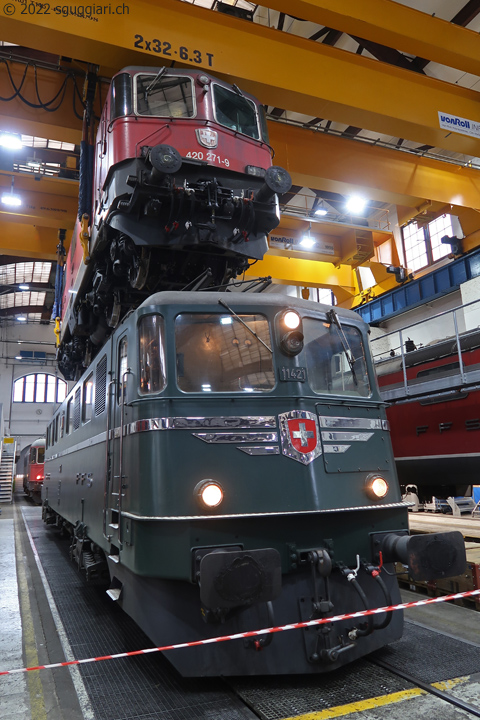 SBB Ae 6/6 11421 'Graubnden / Grischun' e Re 420 271-9